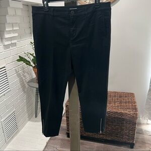 J.Jill Cropped, Zippers at Ankles, Stretch Jeans. Black. EUC 12 Petite